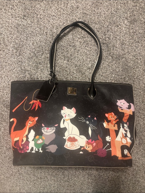 Dooney & Bourke Handbags - Disney Dooney I love my Cat Bag